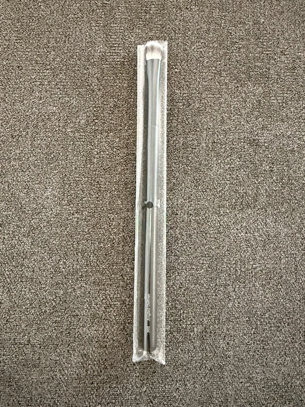 Goo Skin Beauty 302 Angled Definer Brush